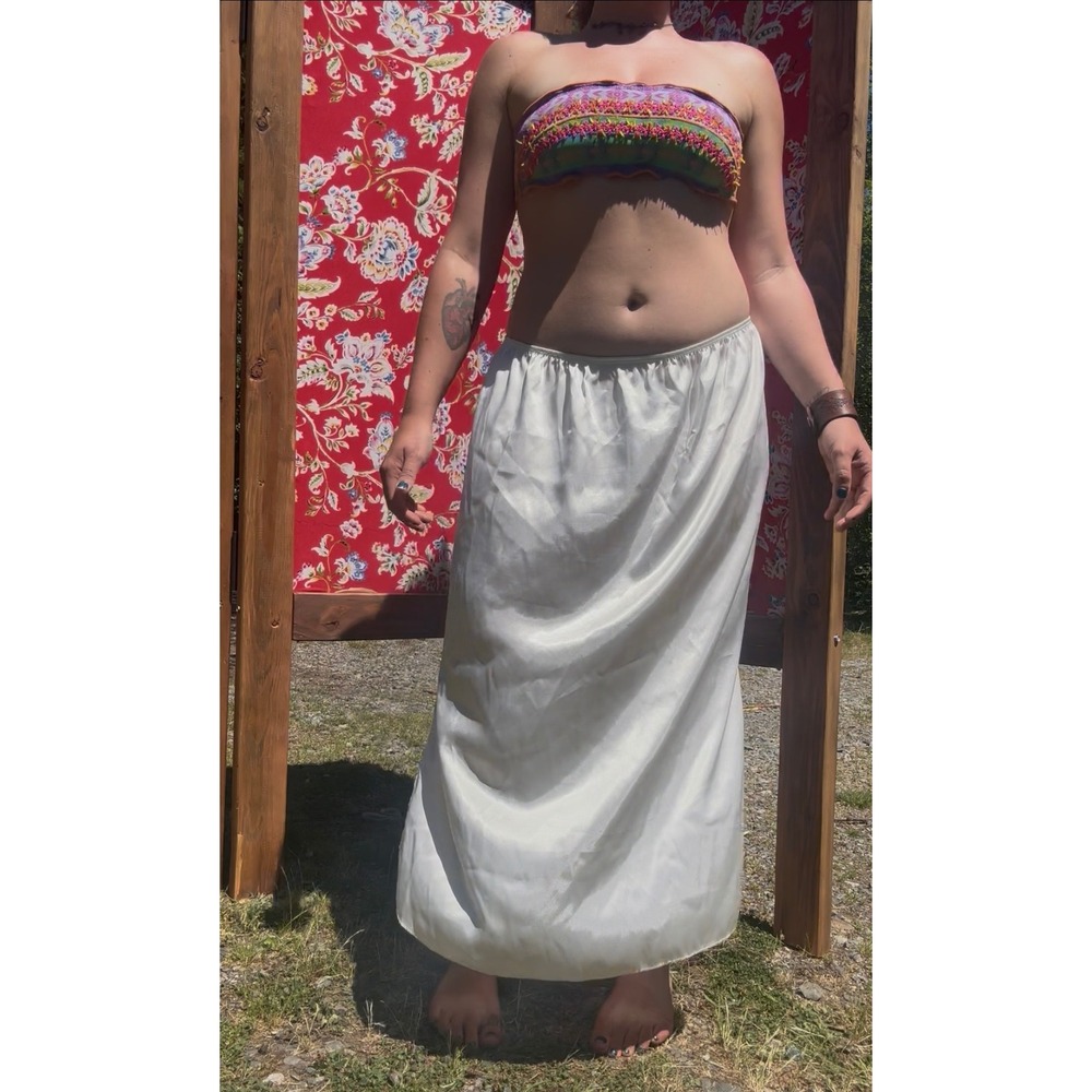 VTG Vanity Fair White Whimsy Semi‎ Sheer Maxi Slip Skirt Size M-XL